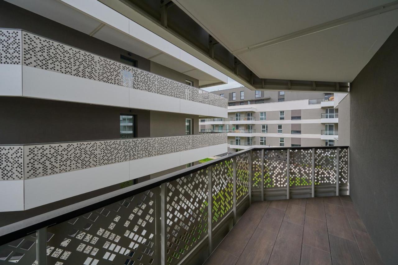 Apartment With 2 Bedrooms & Parking Wroclaw By Noclegi Renters Eksteriør billede